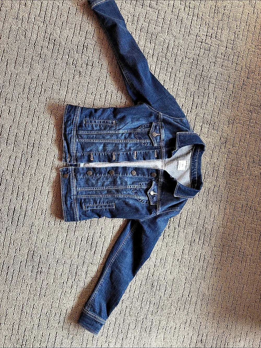 Old Navy Classic Jean Jacket in Blue Size Small